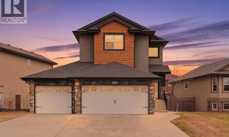 519 Rempel Manor