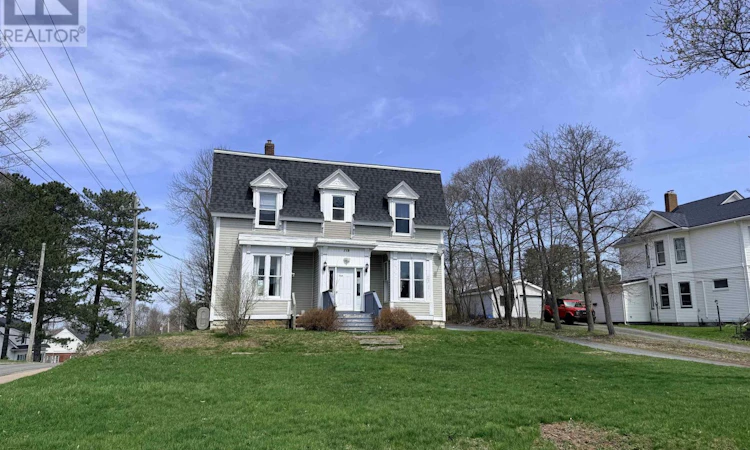 218 Fraser Street