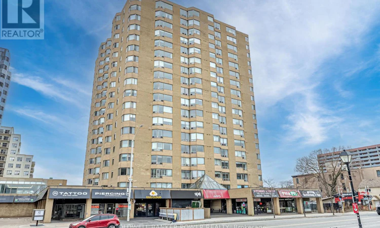 1705-695 Richmond Street