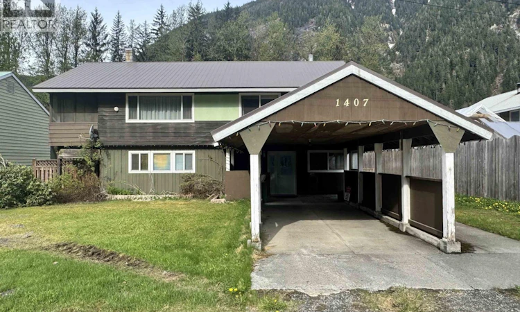 1407 Raven Street