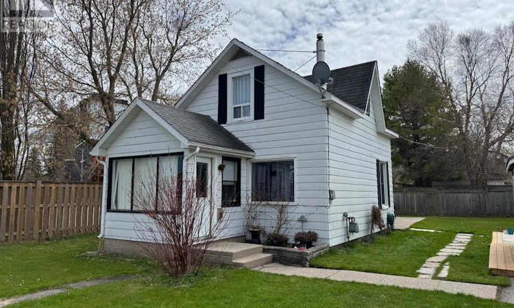 381 14th Street W