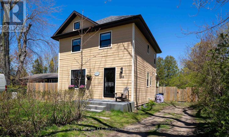 166 Macdonald Lane