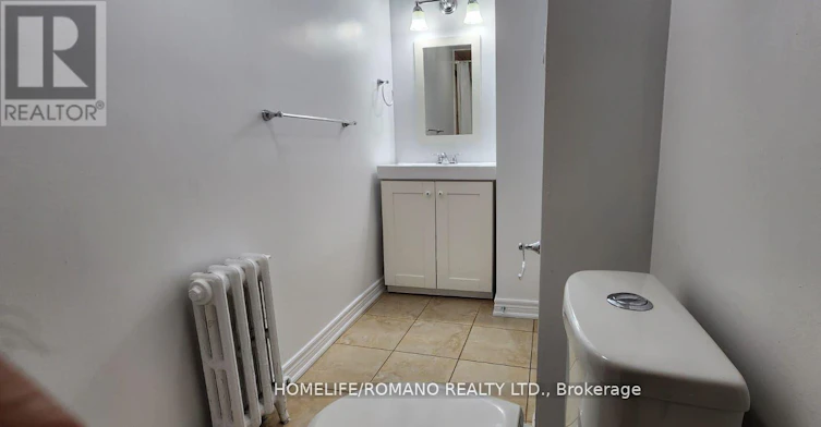 C-177 Robina Avenue, Toronto, ON, M6C 3Y8 - 12