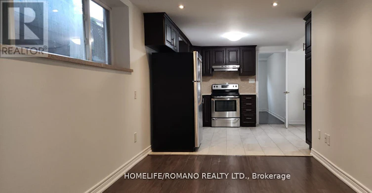 C-177 Robina Avenue, Toronto, ON, M6C 3Y8 - 5