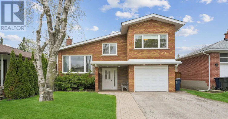 77 Norgrove Crescent, Toronto, ON, M9P 3C7