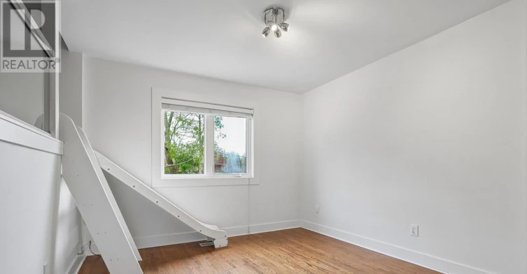 77 Norgrove Crescent, Toronto, ON, M9P 3C7 - 14