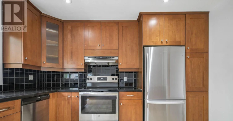 77 Norgrove Crescent, Toronto, ON, M9P 3C7 - 10