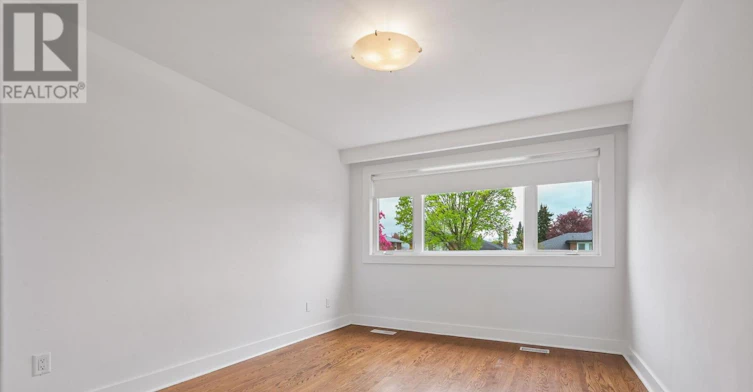 77 Norgrove Crescent, Toronto, ON, M9P 3C7 - 17