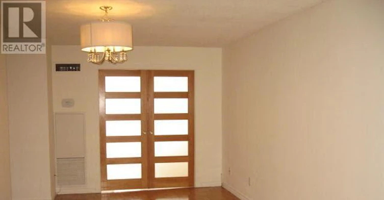 541-24 Southport Street, Toronto, ON, M6S 4Z1 - 11