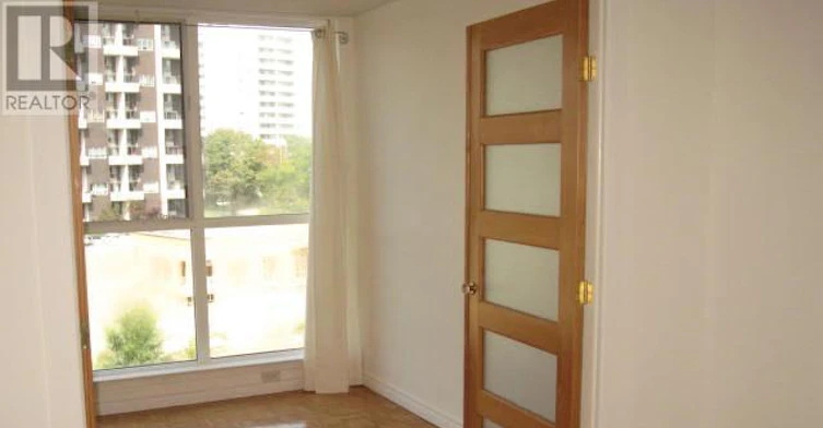 541-24 Southport Street, Toronto, ON, M6S 4Z1 - 13