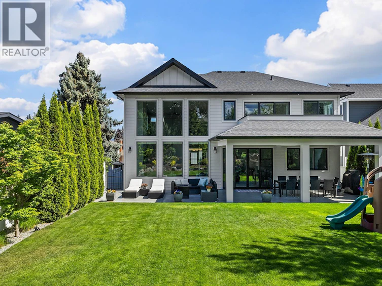 2418 Crestview Road, West Kelowna, BC, V1Z 1Z2 - 2