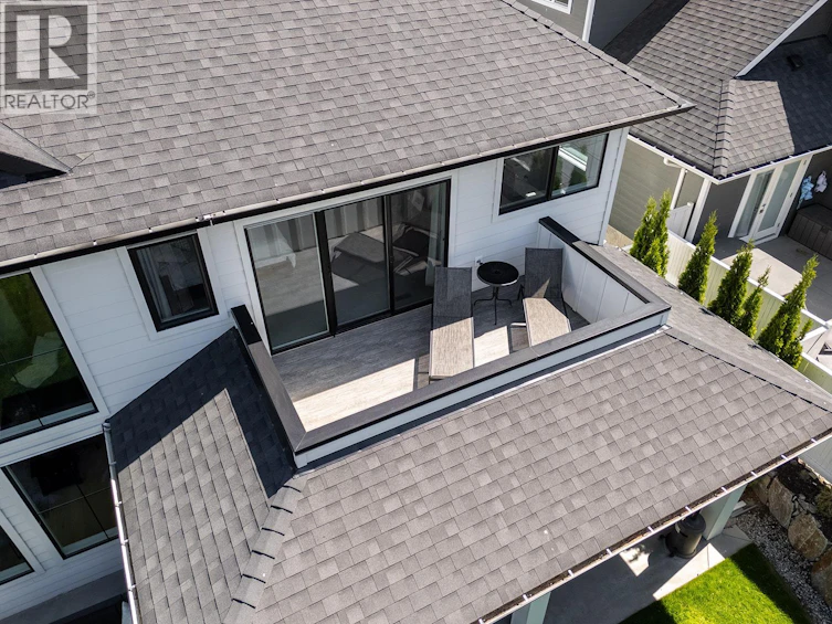 2418 Crestview Road, West Kelowna, BC, V1Z 1Z2 - 42