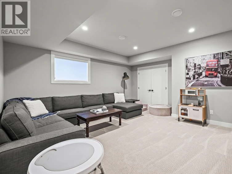 2418 Crestview Road, West Kelowna, BC, V1Z 1Z2 - 53