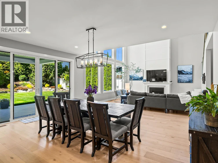 2418 Crestview Road, West Kelowna, BC, V1Z 1Z2 - 15