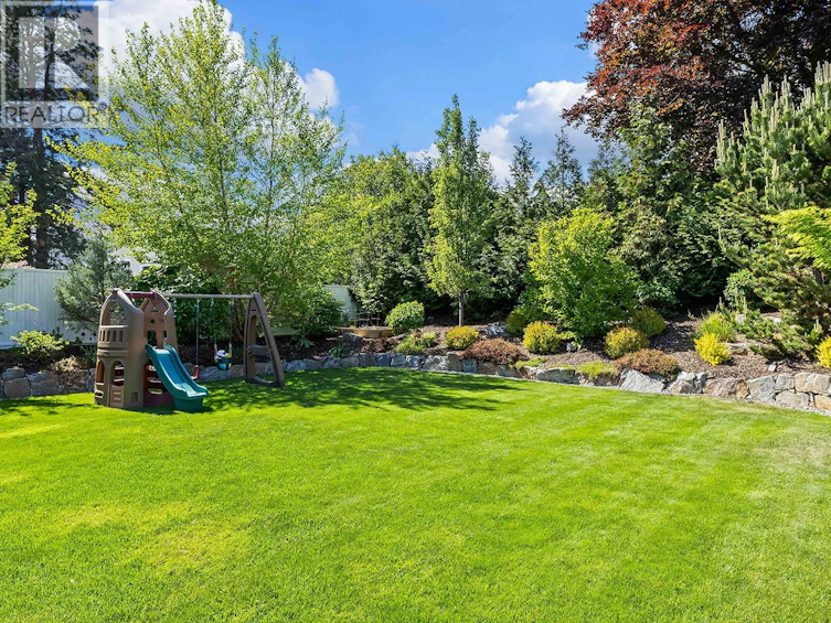 2418 Crestview Road, West Kelowna, BC, V1Z 1Z2 - 26