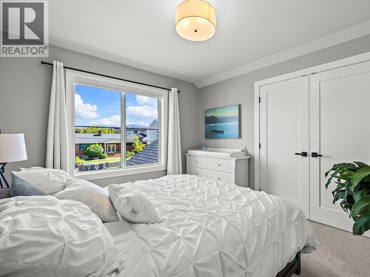 2418 Crestview Road, West Kelowna, BC, V1Z 1Z2 - 50