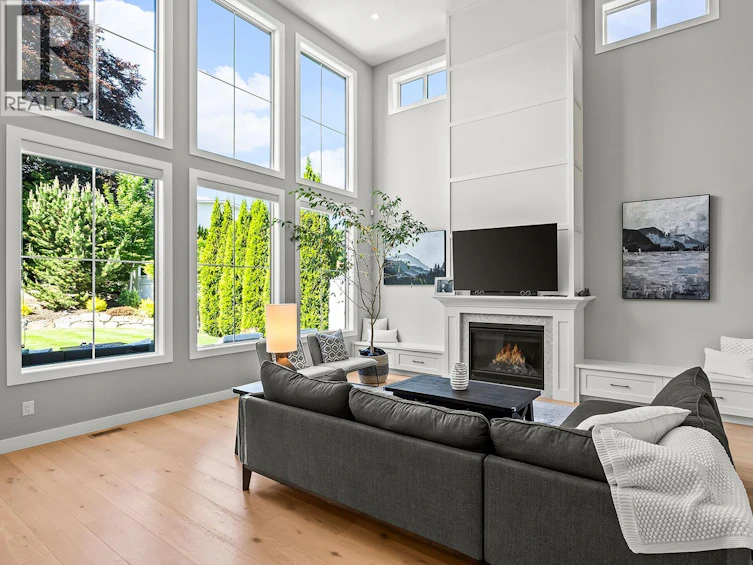 2418 Crestview Road, West Kelowna, BC, V1Z 1Z2 - 16