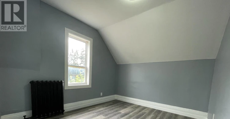 MAIN-49 Madison Avenue N, Kitchener, ON, N2H 2Z5 - 16