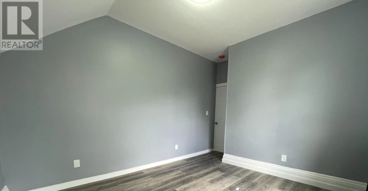 MAIN-49 Madison Avenue N, Kitchener, ON, N2H 2Z5 - 15