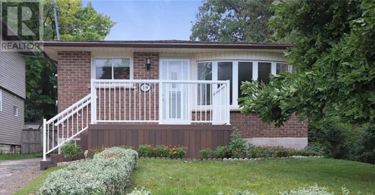2-329 Thompson Road, London, ON, N5Z 2Z4