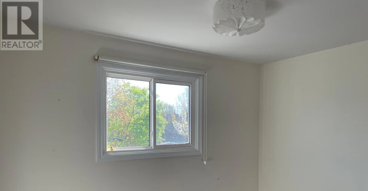1072 Stephenson Drive, Burlington, ON, L7S 2A5 - 13
