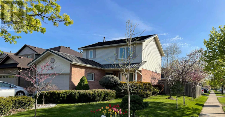 1072 Stephenson Drive, Burlington, ON, L7S 2A5