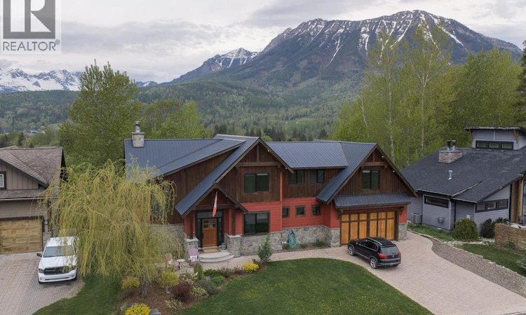 30 Silver Ridge Drive