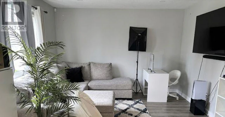 325 Baldwin Street, Oshawa, ON, L1H 6H5 - 3