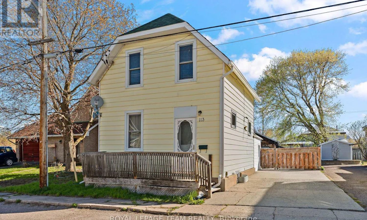 113 Queen Street N