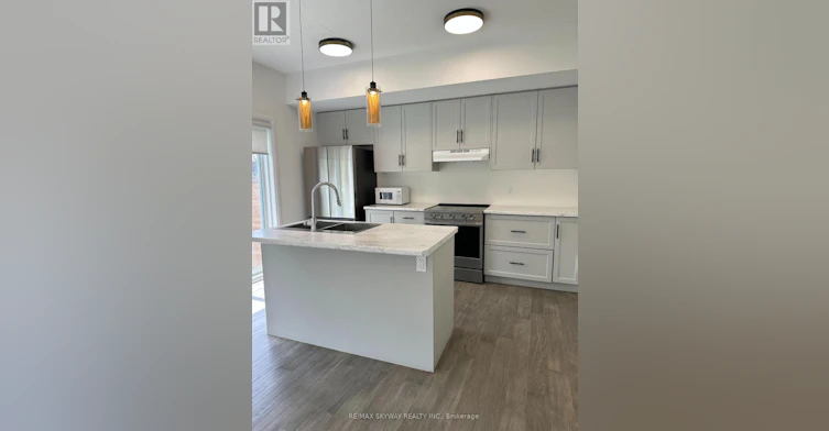 54-5672 Dorchester Road, Niagara Falls, ON, L2G 4Y8 - 3