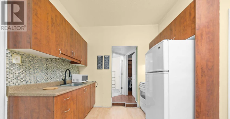 2-155 Stewart Street, Ottawa, ON, K1N 6J8 - 7