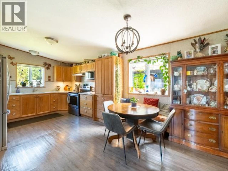 6646 Klahanie Drive, Powell River, BC, V8A 0C1 - 4