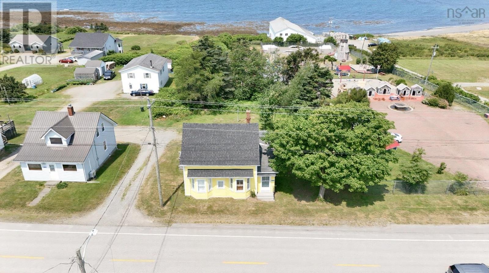 8137 1 Highway, Meteghan, NS, B0W 2J0