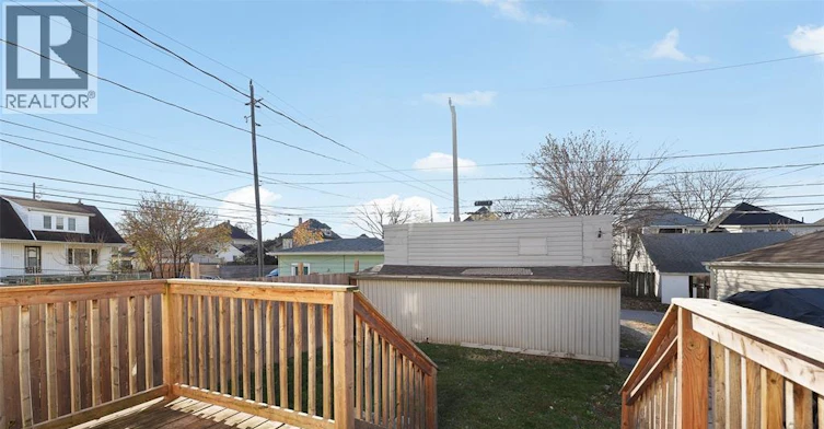 MAIN-785 Hall, Windsor, ON, N9A 2L9 - 16