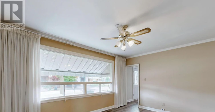 60 Northwood Drive, Toronto, ON, M2M 2K1 - 12