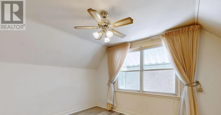 60 Northwood Drive, Toronto, ON, M2M 2K1 - 21