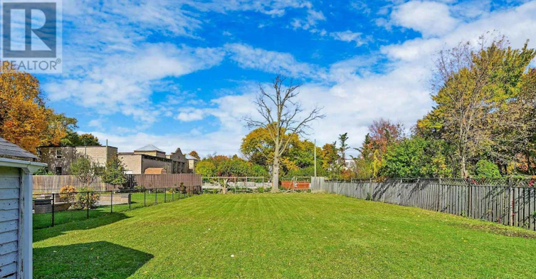 60 Northwood Drive, Toronto, ON, M2M 2K1 - 31