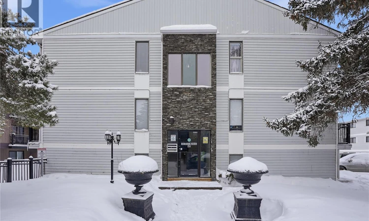 106-254 Pinehouse Place