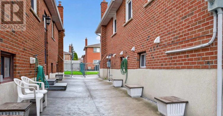 B-92 Aberdeen Avenue, Vaughan, ON, L4L 1C2 - 8