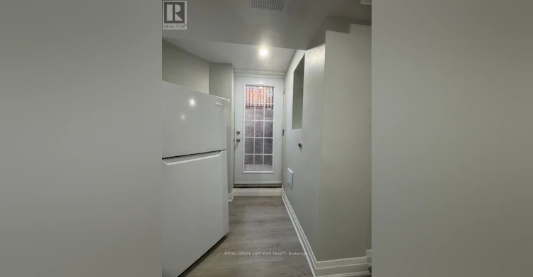 BASEMENT-4468 Ashley Avenue, Mississauga, ON, L5R 2A2 - 4