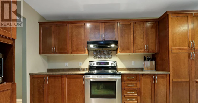 112 Olde Towne Avenue, Russell, ON, K4R 0A6 - 11