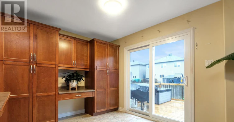 112 Olde Towne Avenue, Russell, ON, K4R 0A6 - 8