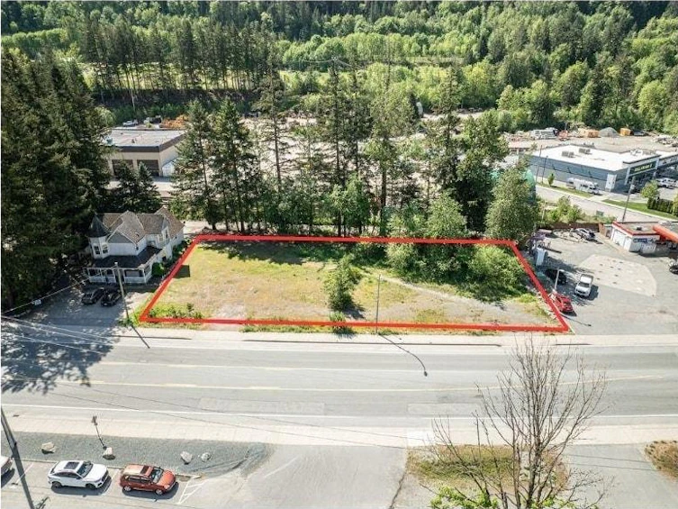 638 Old Hope Princeton Way, Hope, BC, V0X 1L4