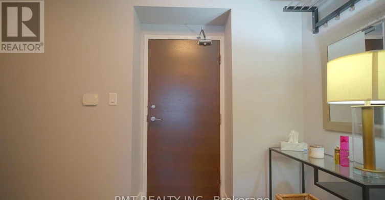 323-21 Iceboat Terrace, Toronto, ON, M5V 4A9 - 2