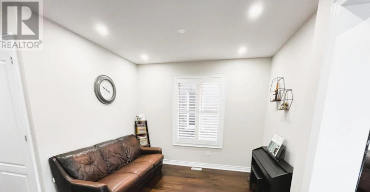 199 Windfields Farm Drive W, Oshawa, ON, L1L 0K5 - 9