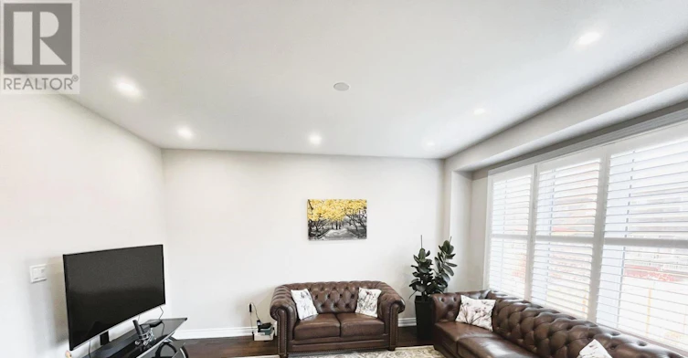 199 Windfields Farm Drive W, Oshawa, ON, L1L 0K5 - 10