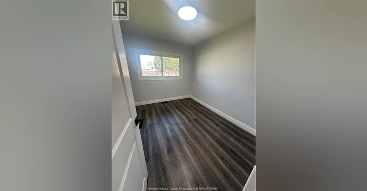 UPPER-2549 Grand Marais West, Windsor, ON, N9E 1G4 - 4