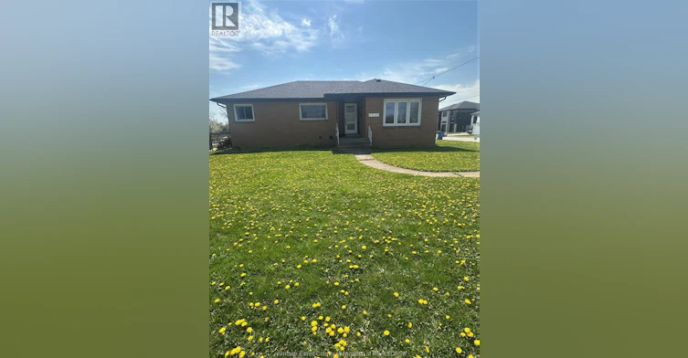 UPPER-2549 Grand Marais West, Windsor, ON, N9E 1G4