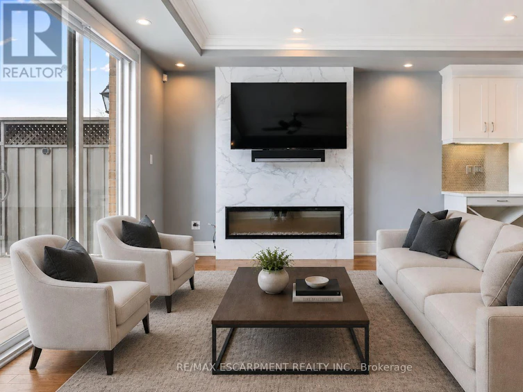 216 Rebecca Street, Oakville, ON, L6K 1J9 - 14