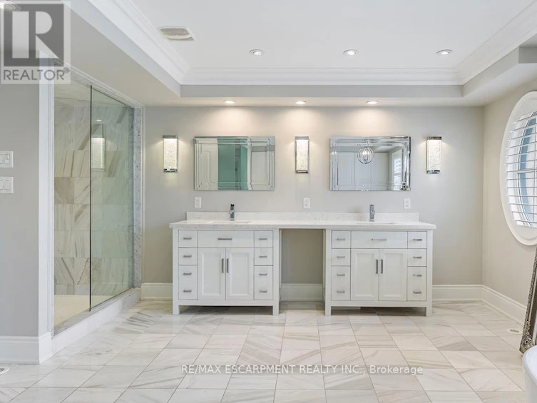 216 Rebecca Street, Oakville, ON, L6K 1J9 - 36